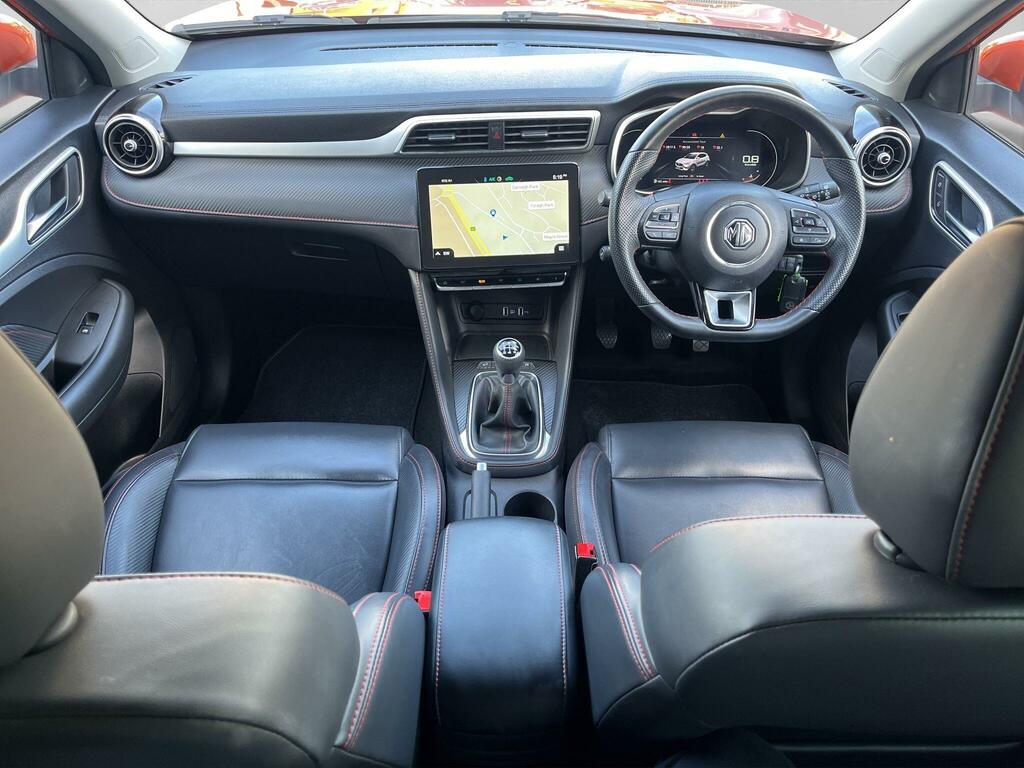 MG ZS Hatchback Black #10