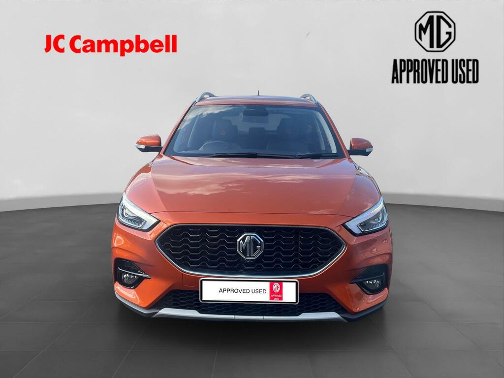 MG ZS Hatchback Black #2
