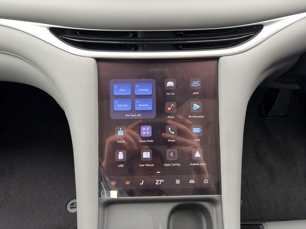 MG IM5 100Kwh Long Range Saloon #18
