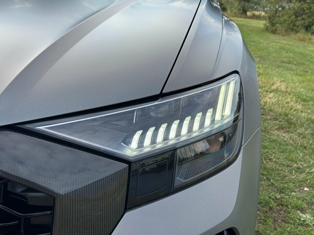 Audi RSQ8 4L Carbon Black Blue #3
