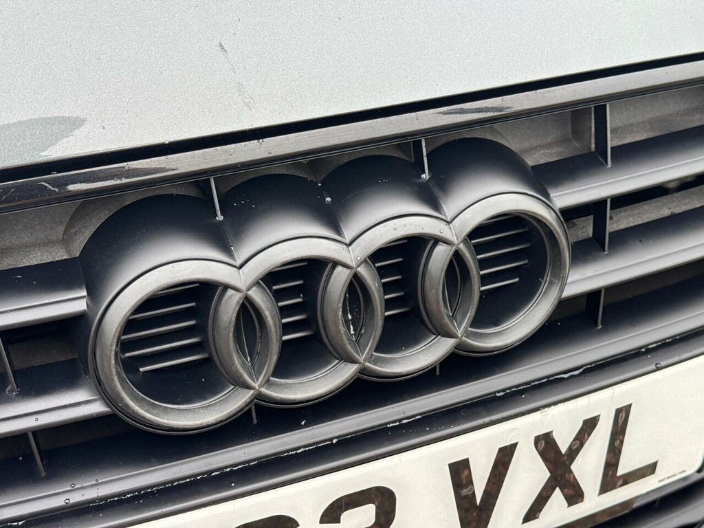 Audi A4 2L Black Edition Grey #5