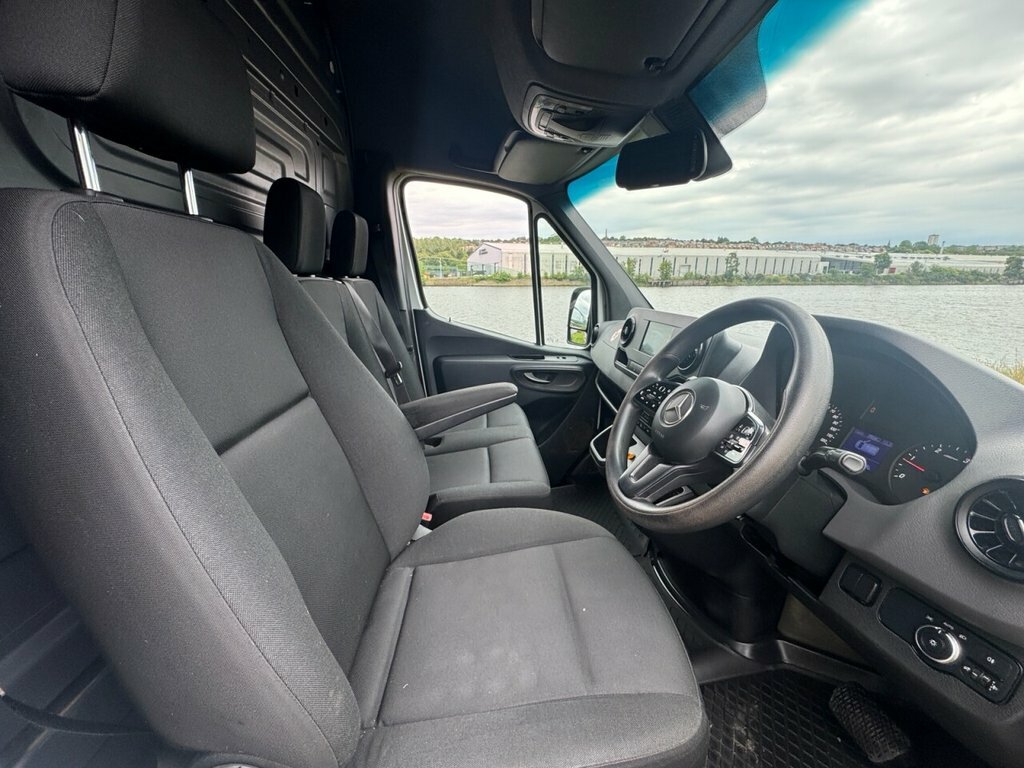 Mercedes-Benz Sprinter Sprinter 314 Progressive Cdi White #15