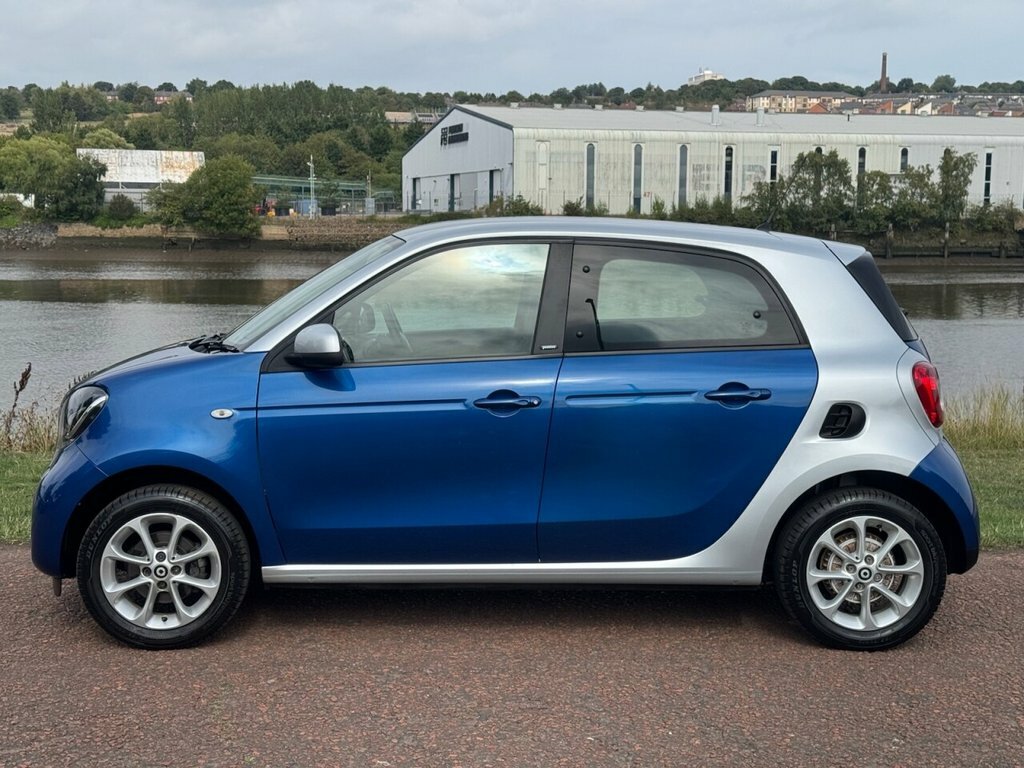 Smart Forfour Hatchback White #27