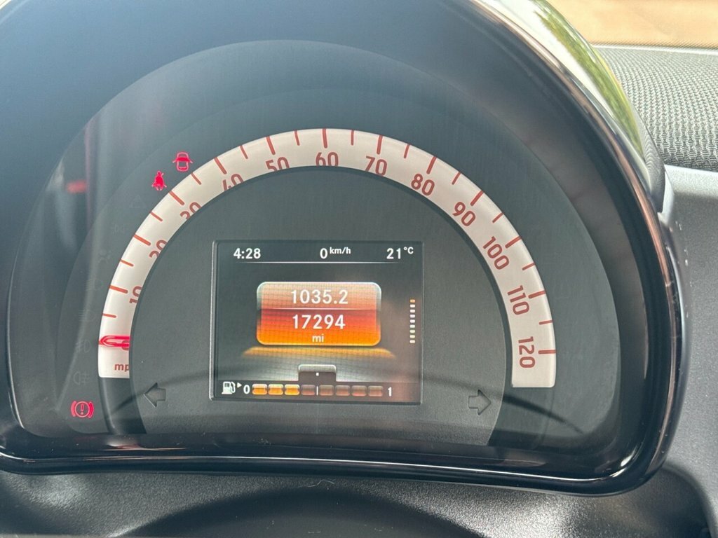 Smart Forfour Hatchback White #22