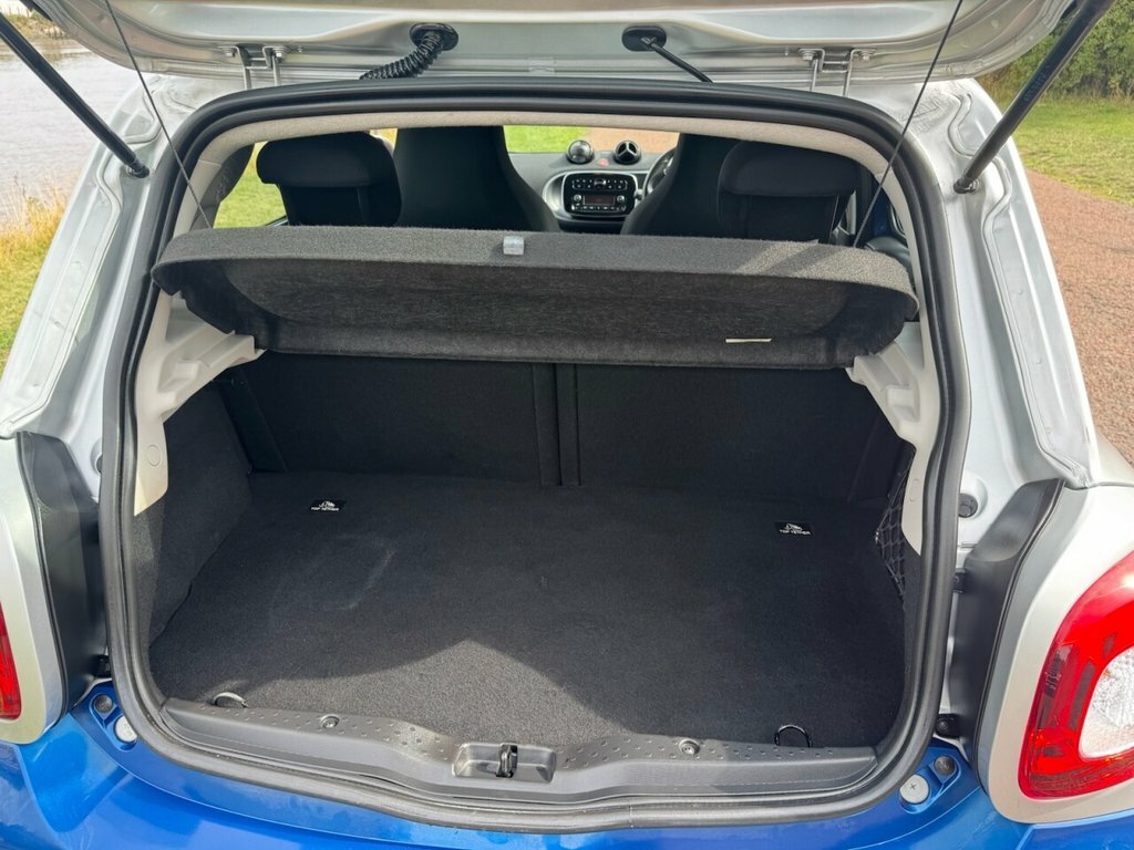 Smart Forfour Hatchback White #14