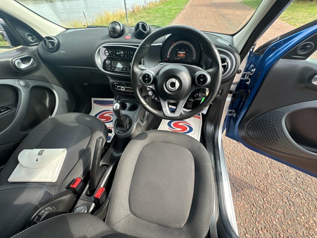 Smart Forfour Hatchback White #17