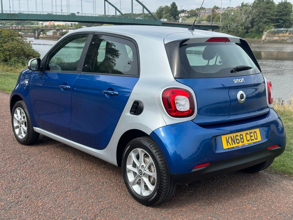 Smart Forfour Hatchback White #26