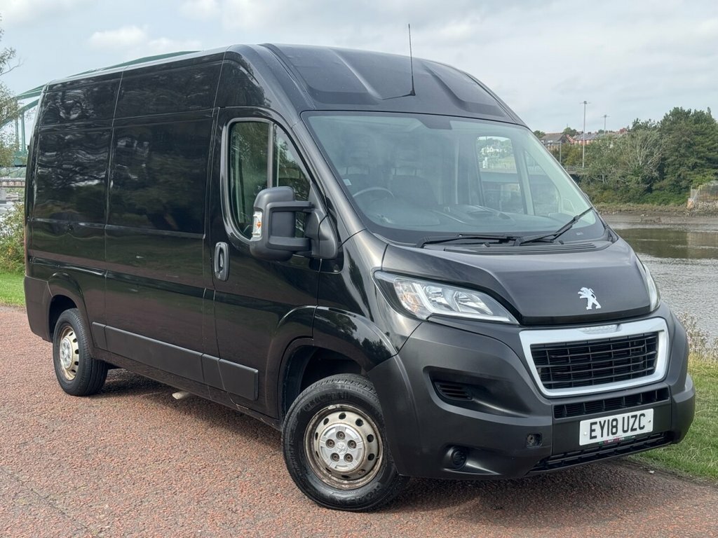 Peugeot Boxer 2L Professional Black