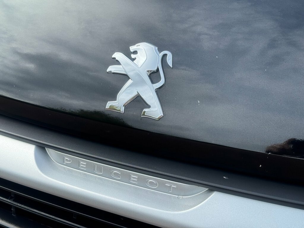 Peugeot Boxer  White #4