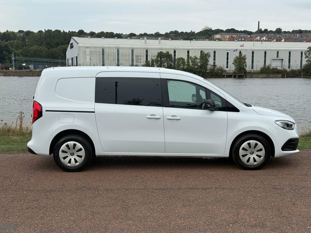 Mercedes-Benz CITAN Combi White #3