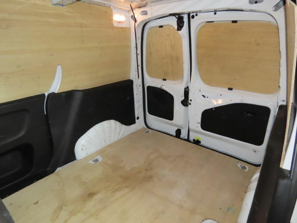 Citroen Berlingo 1.5L Flair Xtr Black #12