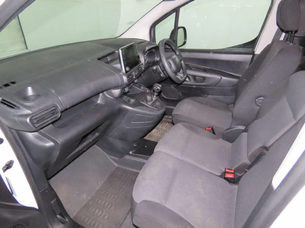 Citroen Berlingo 1.5L Flair Xtr Black #9