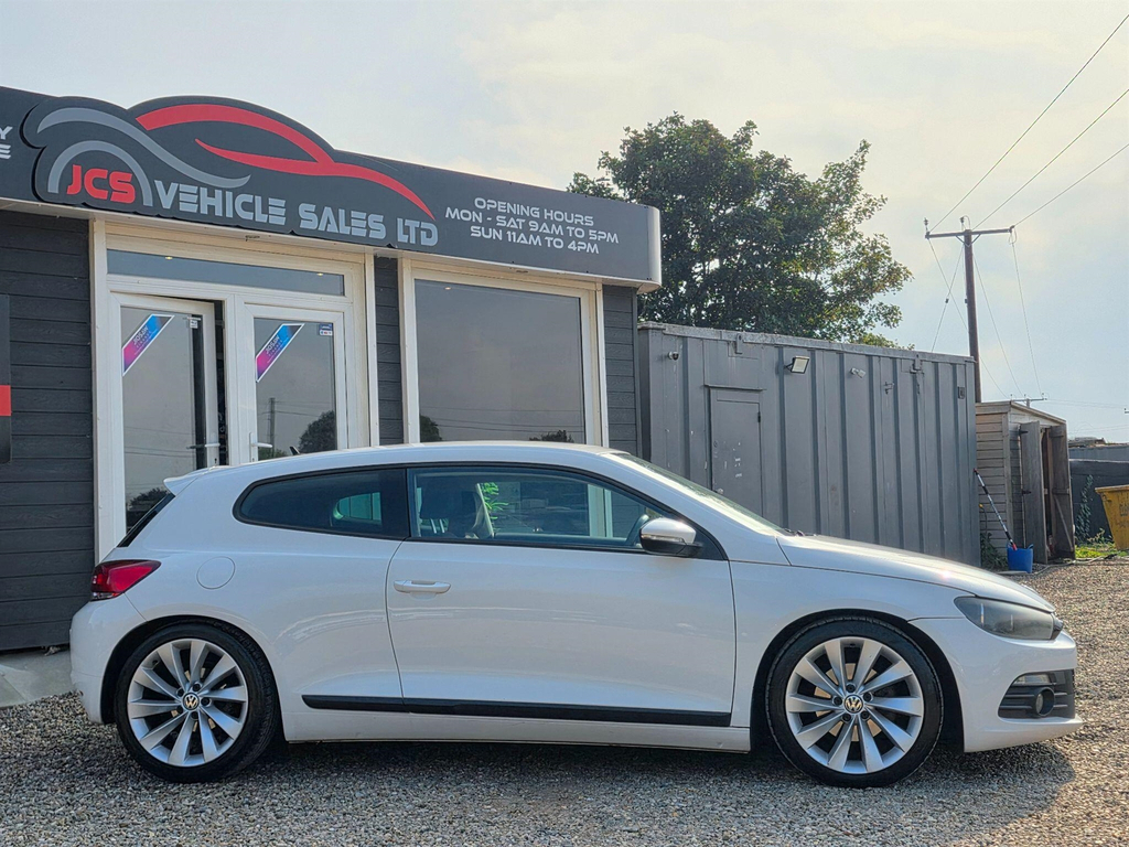 Volkswagen Scirocco 2.0 Tdi Bluemotion Tech Gt Euro 5 Ss AF61HHG  #3