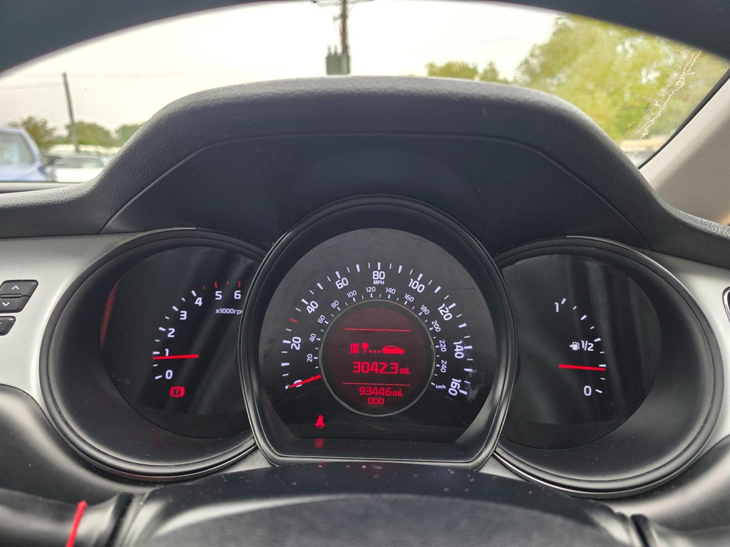 Kia Ceed 1 White #33