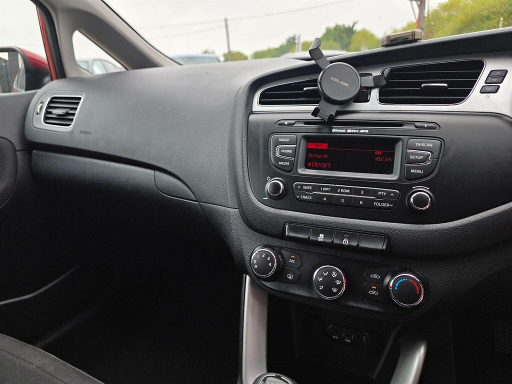 Kia Ceed 1 White #26