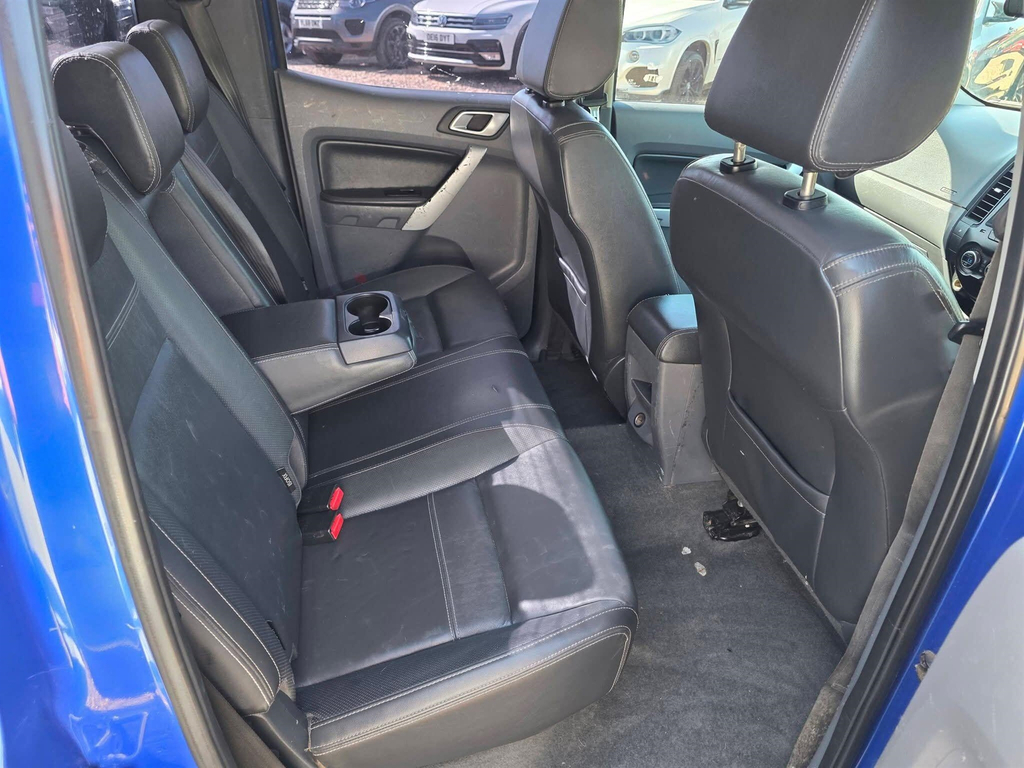 Ford Ranger Wildtrak Black #28