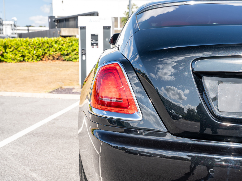 Rolls-Royce Wraith 6.6L Null Black #26