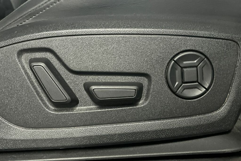 Audi RS Q3 Vorsprung Black #25
