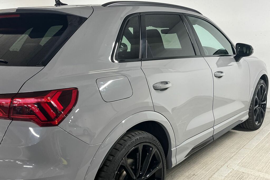 Audi RS Q3 Vorsprung Black #35