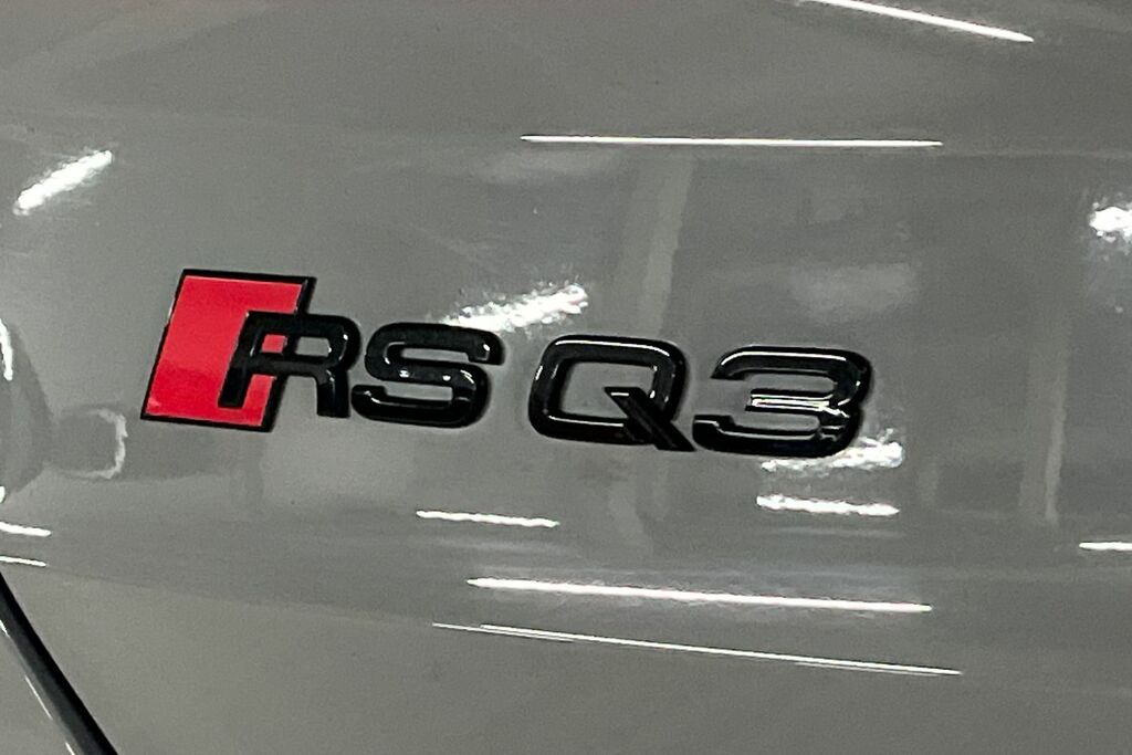 Audi RS Q3 Vorsprung Black #32