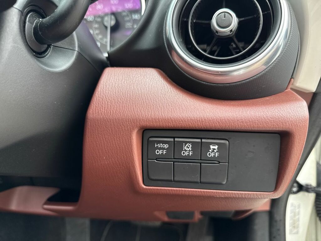 Mazda MX-5 2.0 Se-l Nav Plus 182 Bhp Red #26