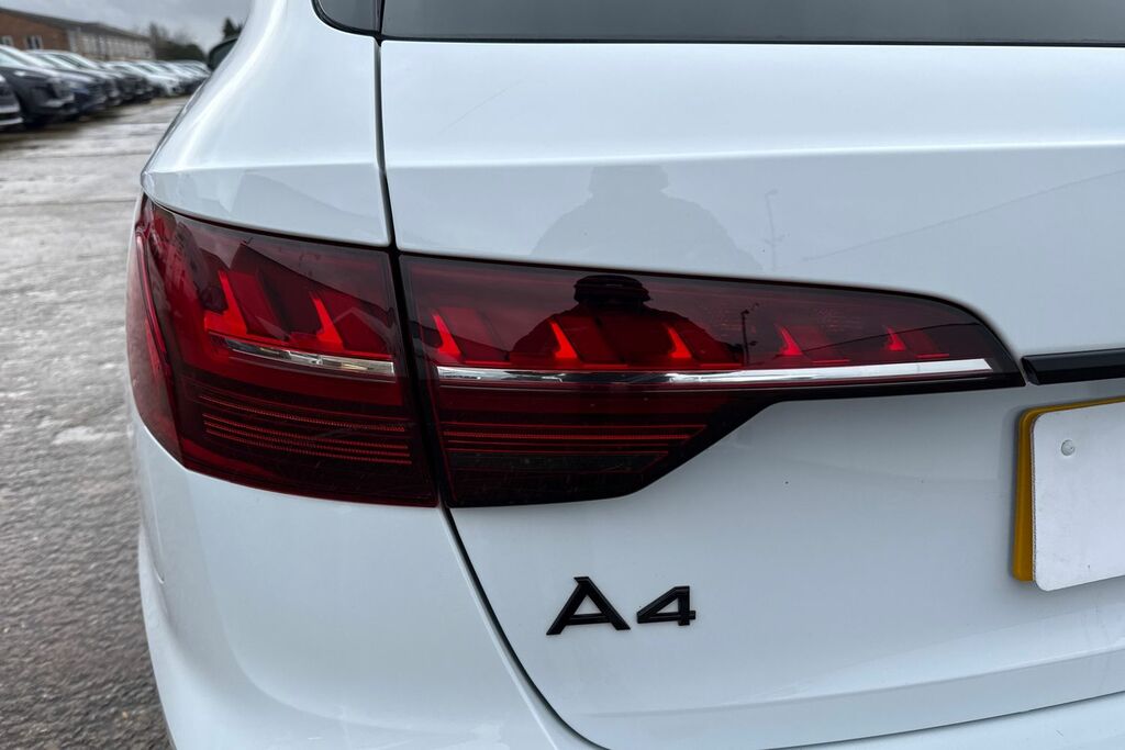 Audi A4 S Line White #47