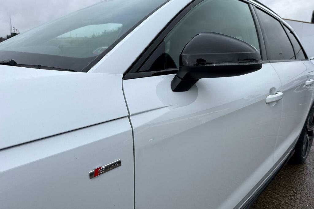 Audi A4 S Line White #55