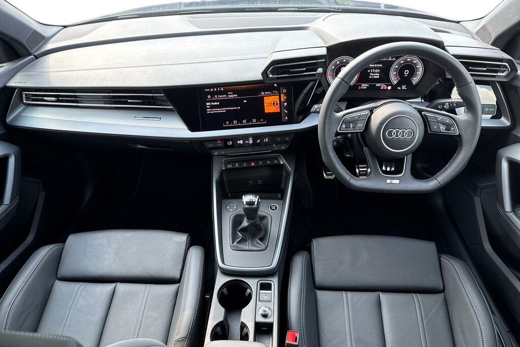 Audi A3 1.5 Tfsi Black Edition Sportback Grey #10