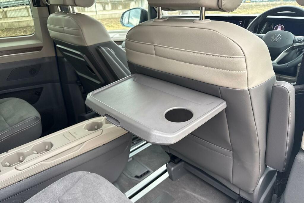 Volkswagen Multivan Style White #26