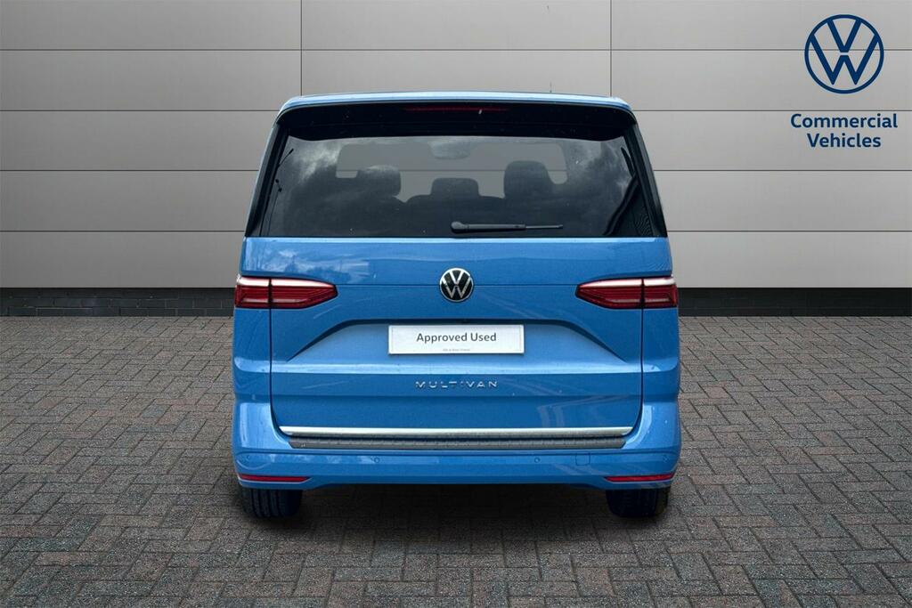 Volkswagen Multivan Style White #7