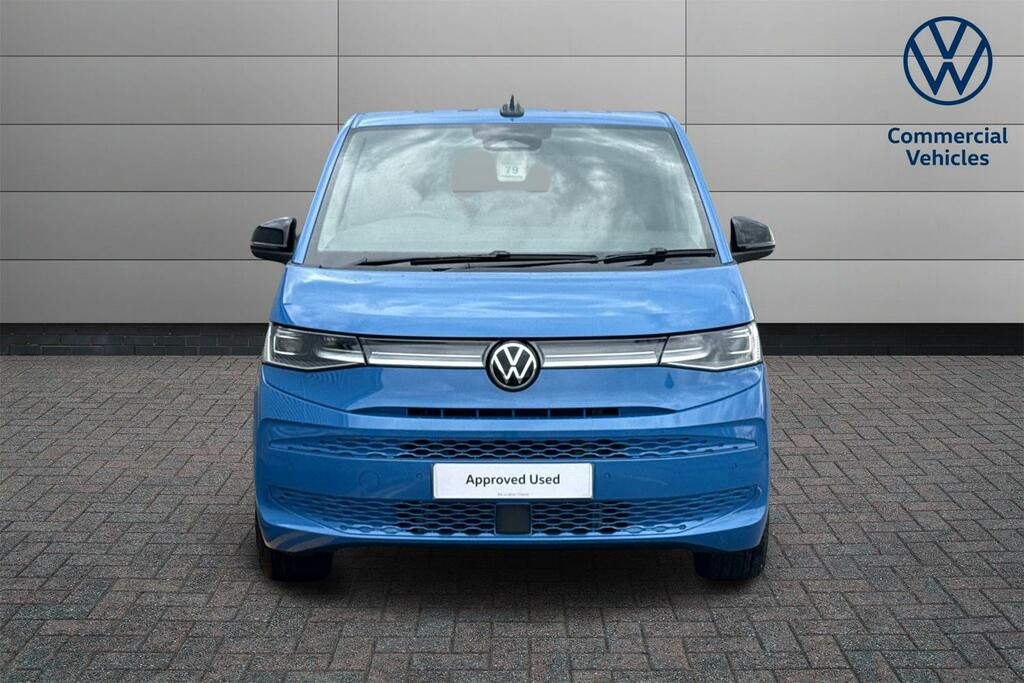 Volkswagen Multivan Style White #8