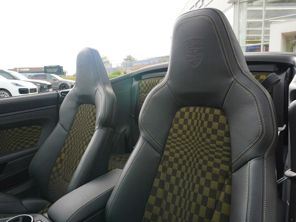 Porsche 911 Automatic Green #11
