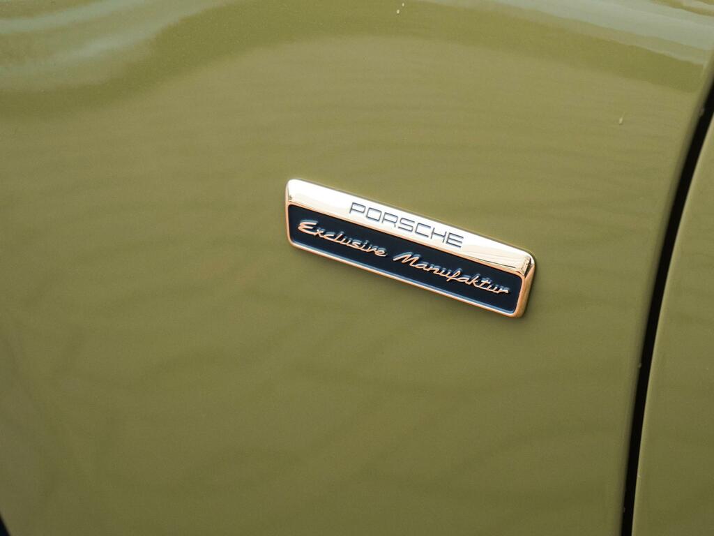 Porsche 911 Automatic Green #47