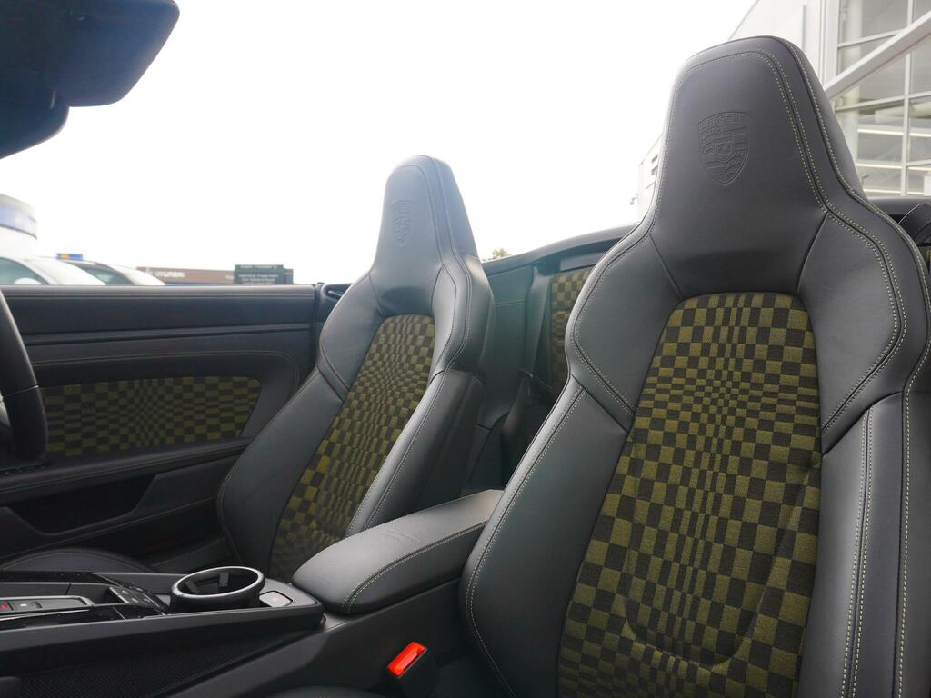 Porsche 911 Automatic Green #12
