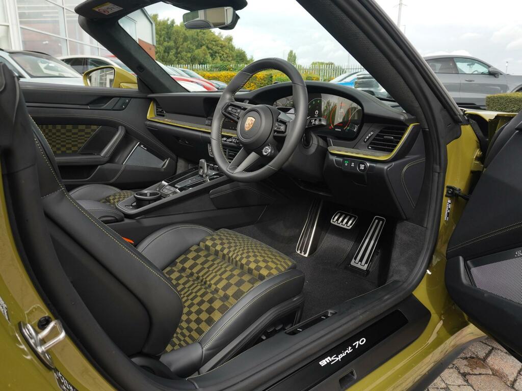 Porsche 911 Automatic Green #8