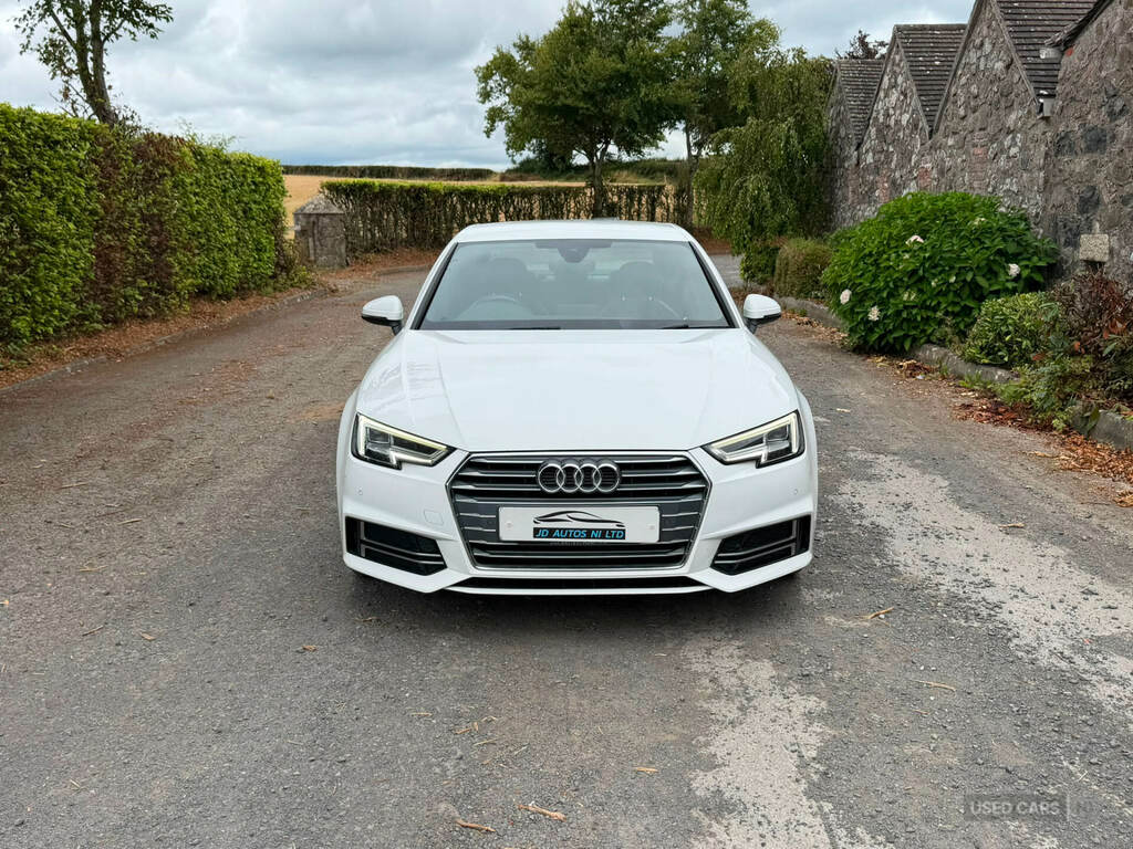 Audi A4 2.0 Tdi S Line S Tronic White