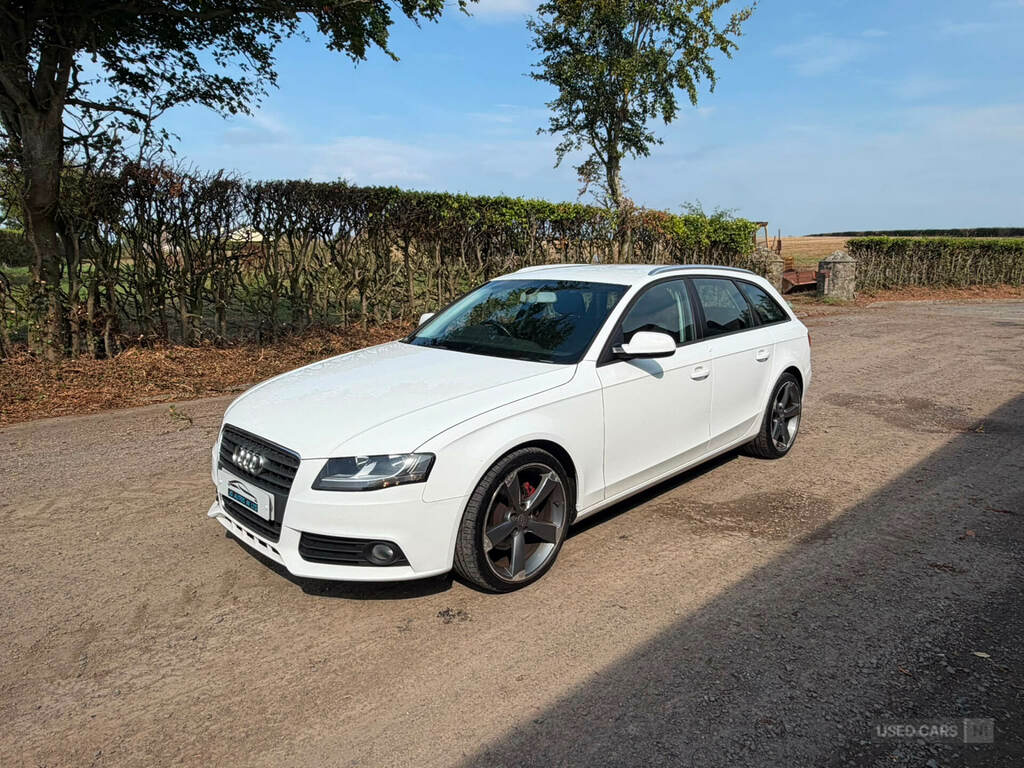 Audi A4 2.0 Tdie 136 Start Stop White