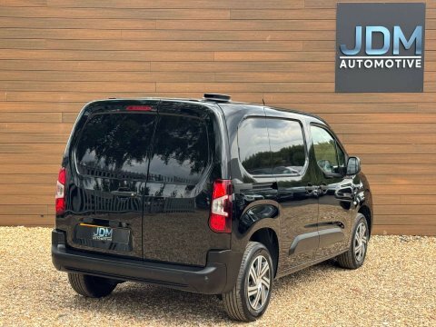 Toyota Proace City 1.5 Proace City PX23XGR Black #3