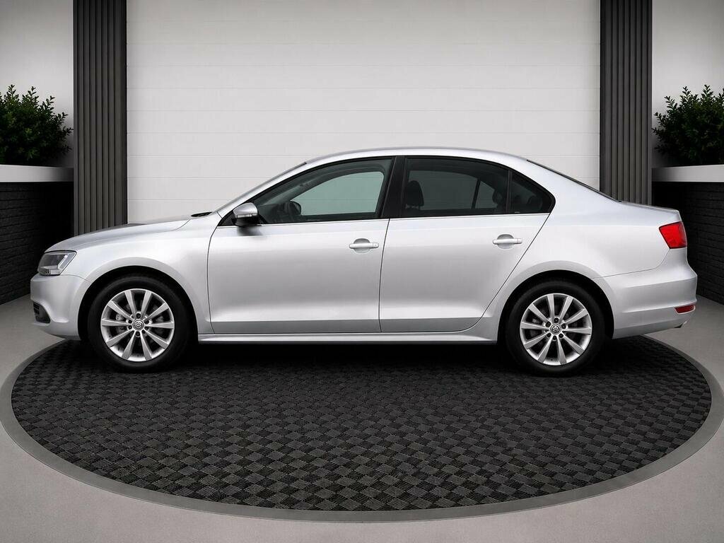 Volkswagen Jetta 1.6 Tdi Bluemotion Tech Limited Edition Euro 5 S Silver #4
