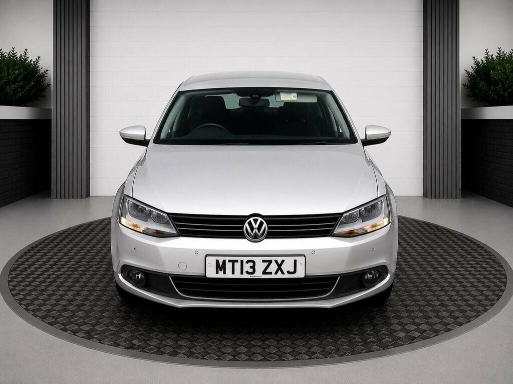 Volkswagen Jetta 1.6 Tdi Bluemotion Tech Limited Edition Euro 5 S Silver #2