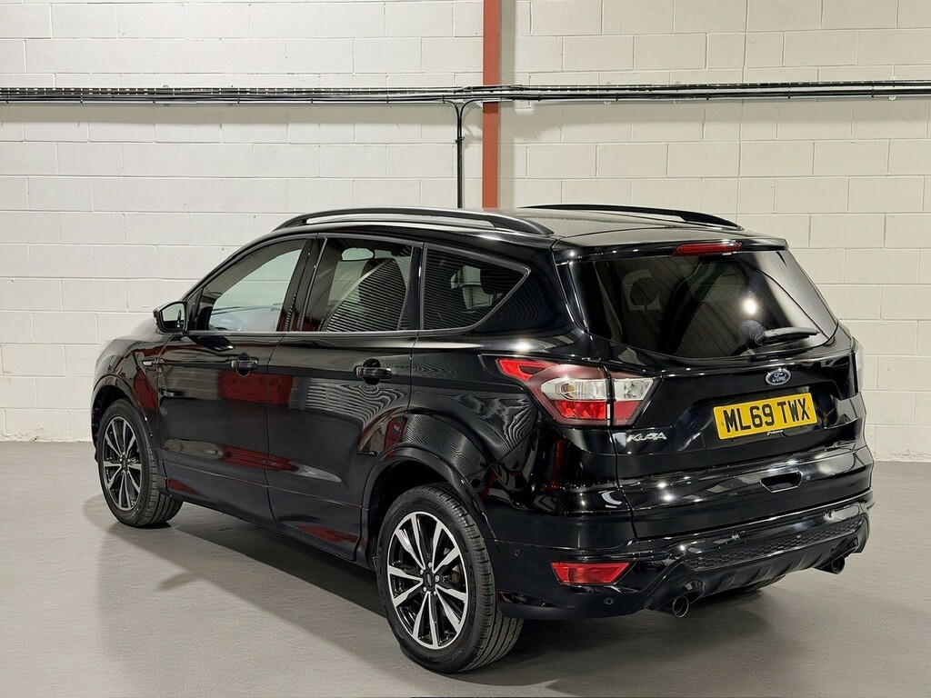 Ford Kuga 2.0 Tdci St-line 2019 Black #4