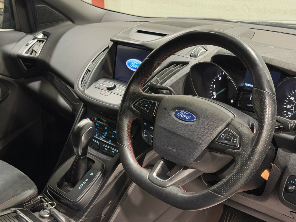 Ford Kuga Hatchback Black #13