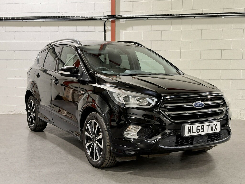Ford Kuga Hatchback Black #7
