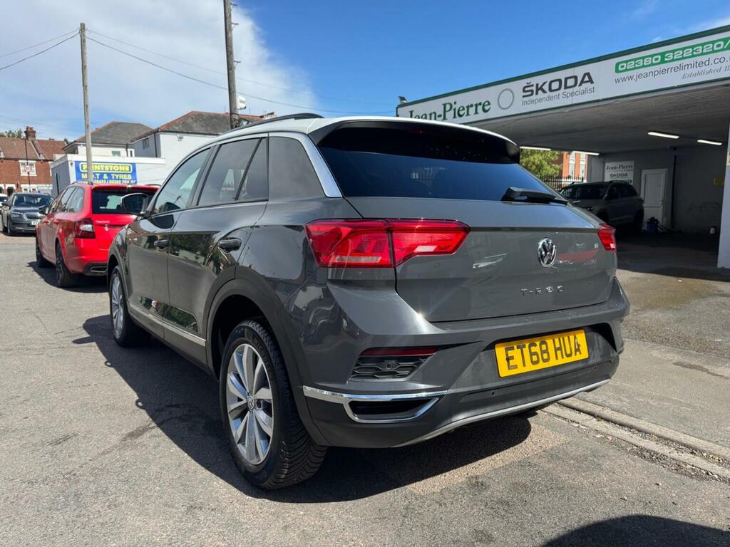Volkswagen T-Roc 1.5 Tsi Evo Design Dsg Euro 6 Ss ET68HUA Grey #4