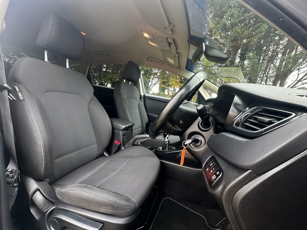 Kia Carens 2 Crdi Silver #16