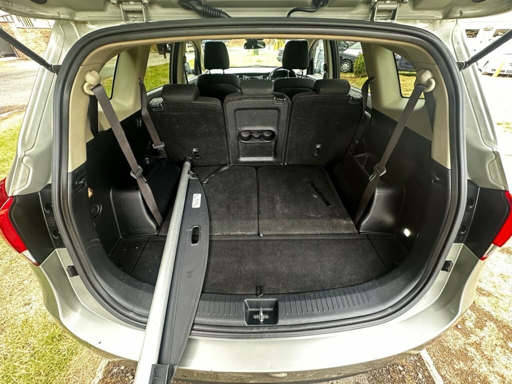 Kia Carens 2 Crdi Silver #10