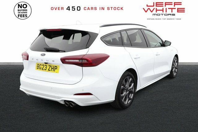 Ford Focus Ecoboost St-line Estate Sat BG23ZHP White #6