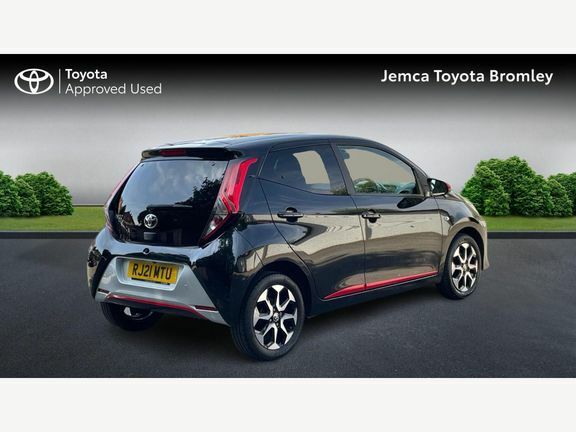 Toyota Aygo X X-trend Tss Black #2