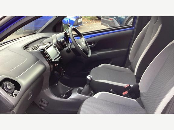 Toyota Aygo X X-trend Bi-tone Tss Blue #5