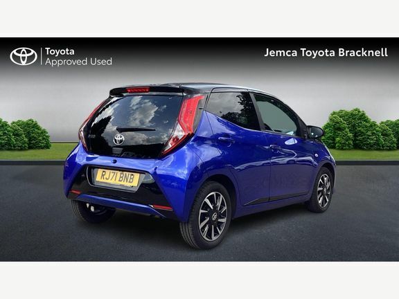 Toyota Aygo X X-trend Bi-tone Tss Blue #2